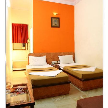 Hotel Suriya International Chennai Exterior foto