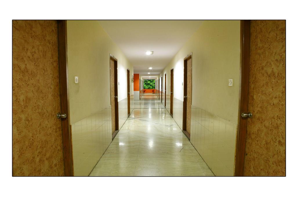Hotel Suriya International Chennai Exterior foto