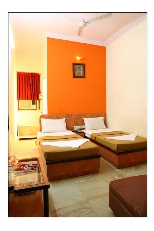 Hotel Suriya International Chennai Exterior foto